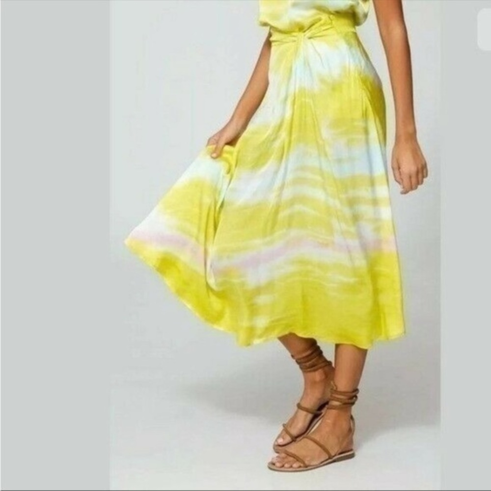 Young Fabulous & Broke Savanna Tie Dye Printed Satin Twist Midi Skirt Lime Small
